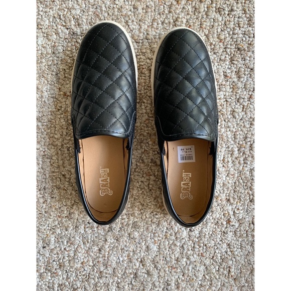 payless slip on shoes